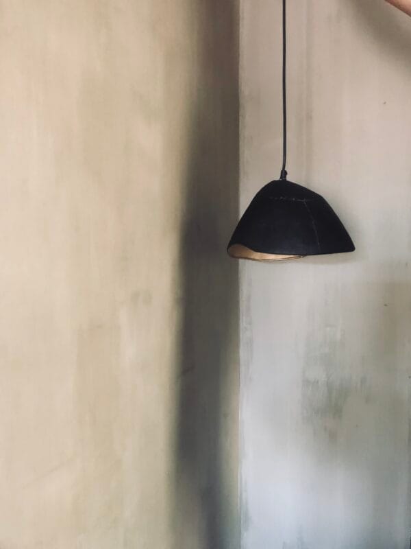 Stoere metalen lamp 🖤🖤 - Afbeelding 2