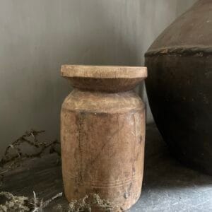 Nepalese pot 34