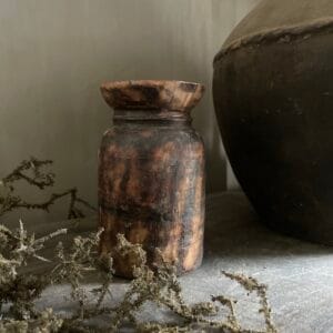 Nepalese pot 38