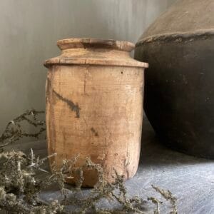 Nepalese pot 51